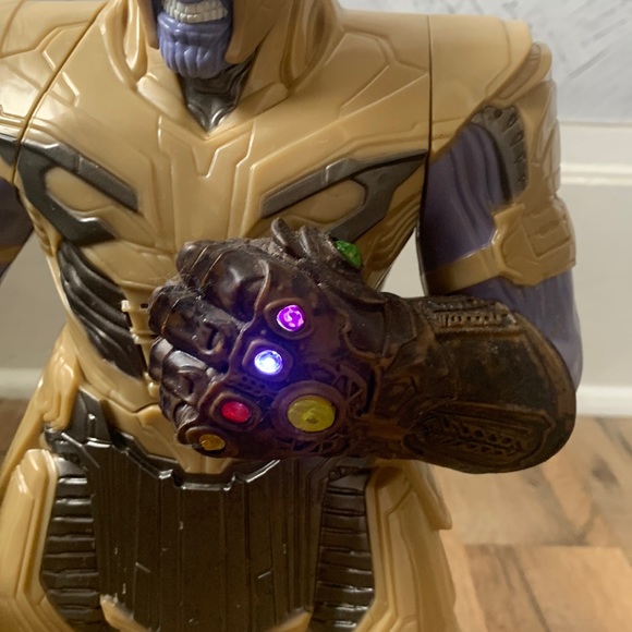 THANOS  Endgame Titan Hero THANOS  Talking Marvel Avengers - Picture 9 of 11